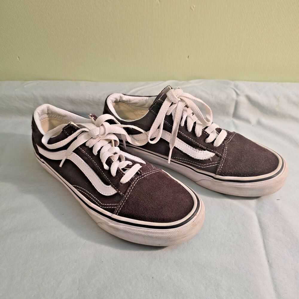 Classic Vans Low Top Sneakers Shoes Maroon Wine Color Womens 8 Mens 6.5 Lace Up
